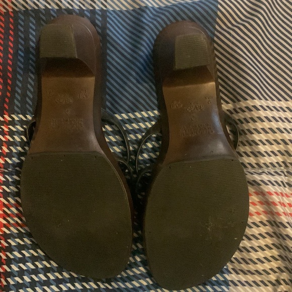 Andrea short heel sandals size 9 nearly brand new! - Picture 3 of 3